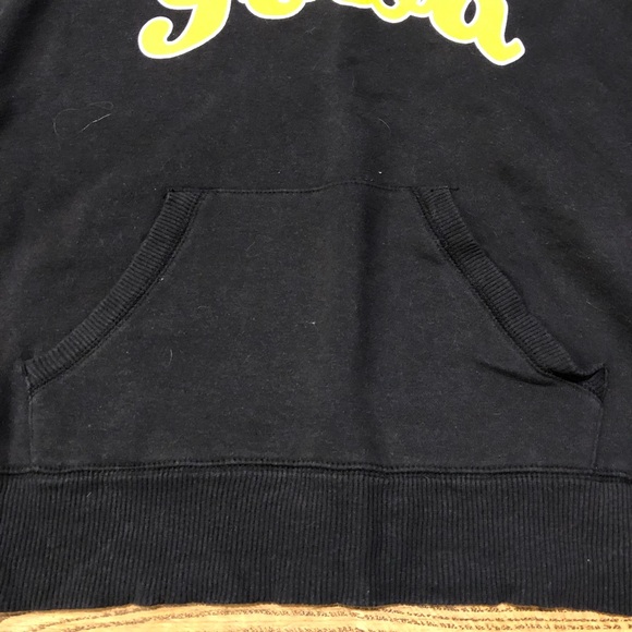Iowa Hawkeyes Hooded Sweatshirt Black Gold - Picture 6 of 8